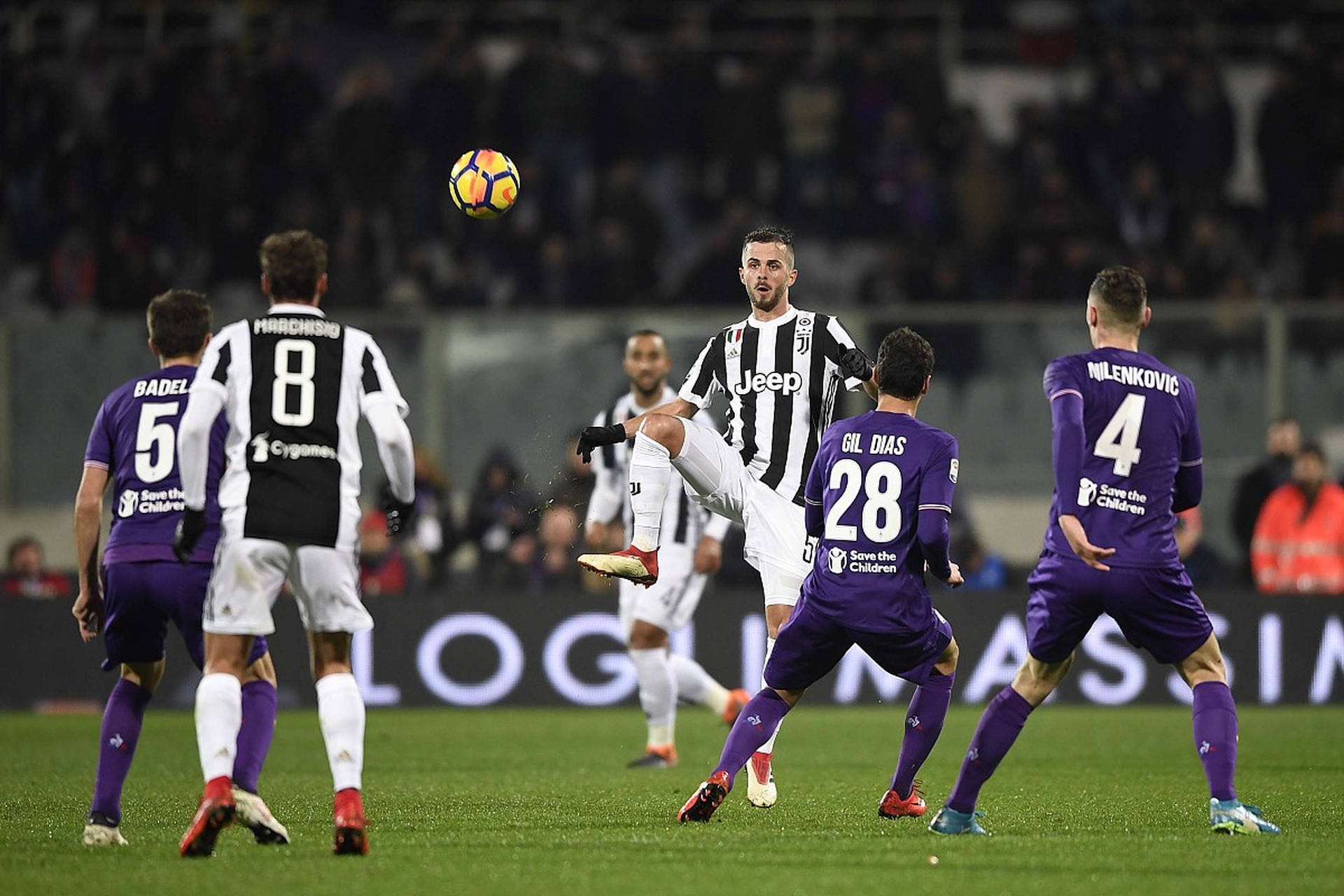 包含里程碑夜！里昂外线爆发，意大利杯窗口期刷纪录，质疑声仍在，身体对抗强度拉满的词条-abg