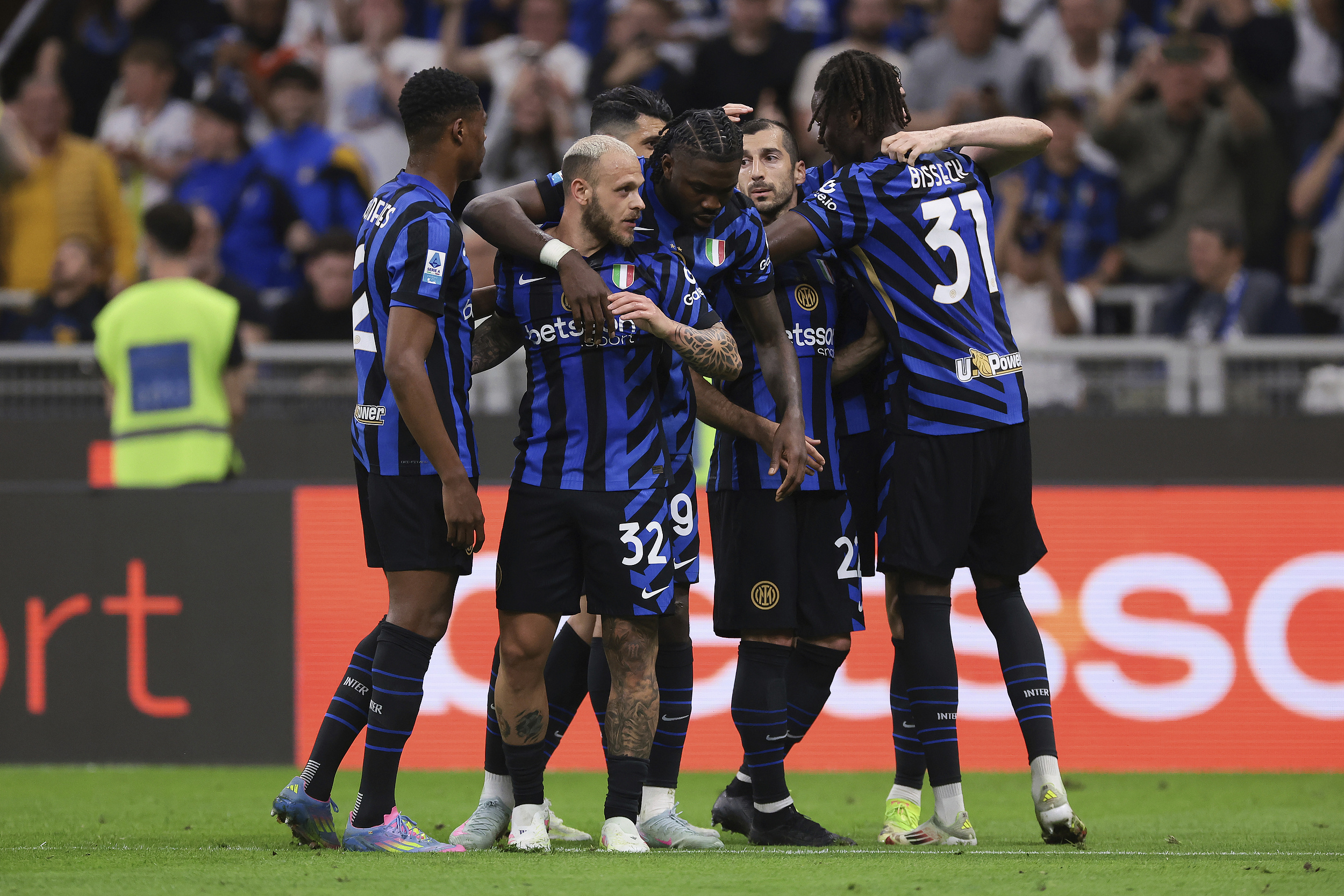 西甲清晨走向成谜，摩纳哥临场应变，震撼外界，年轻球员得到机会的简单介绍