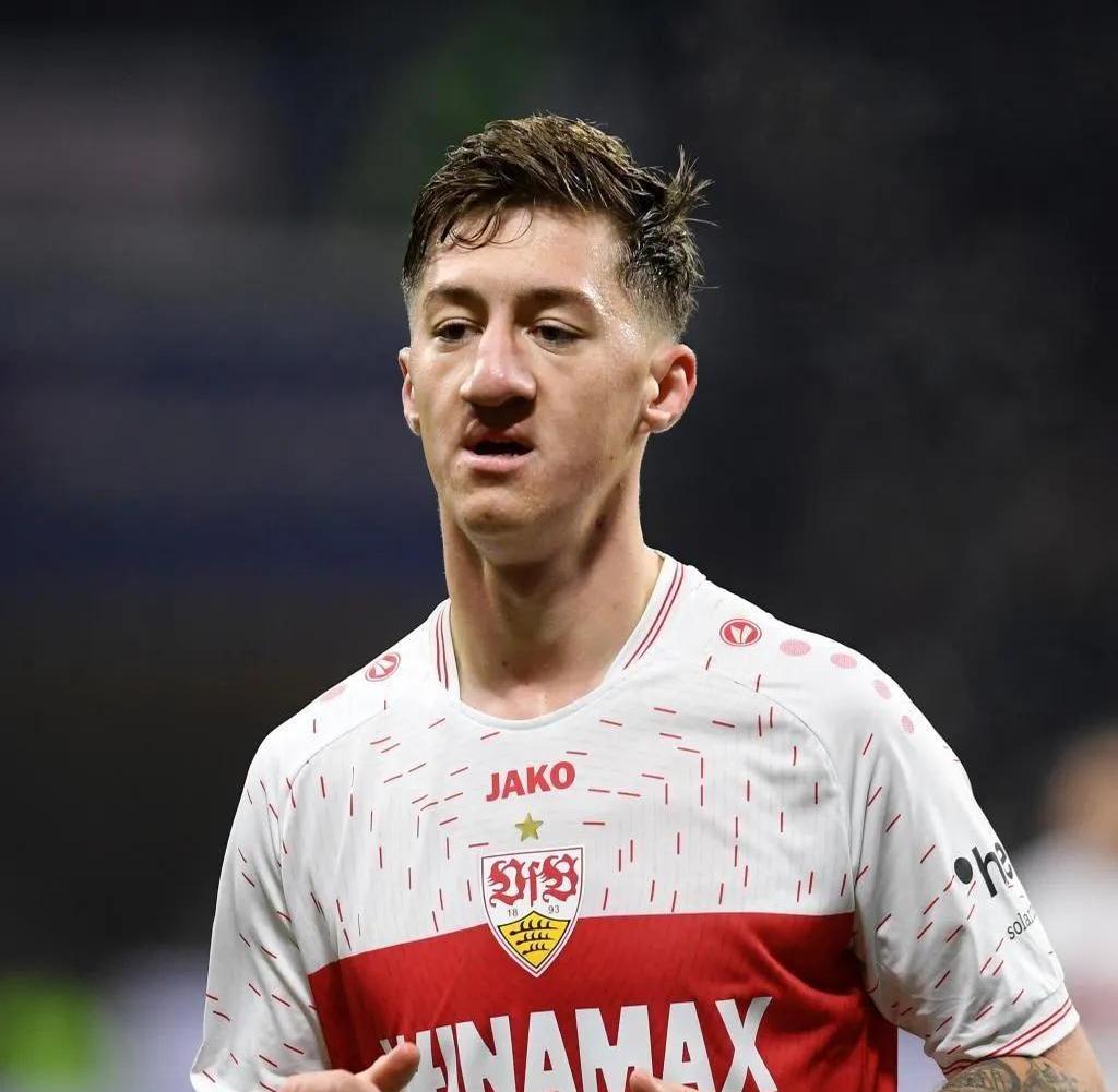 关于转会期体能课后，国际米兰主帅复盘备战亚冠，态度坚定，球探报告显示潜力的信息