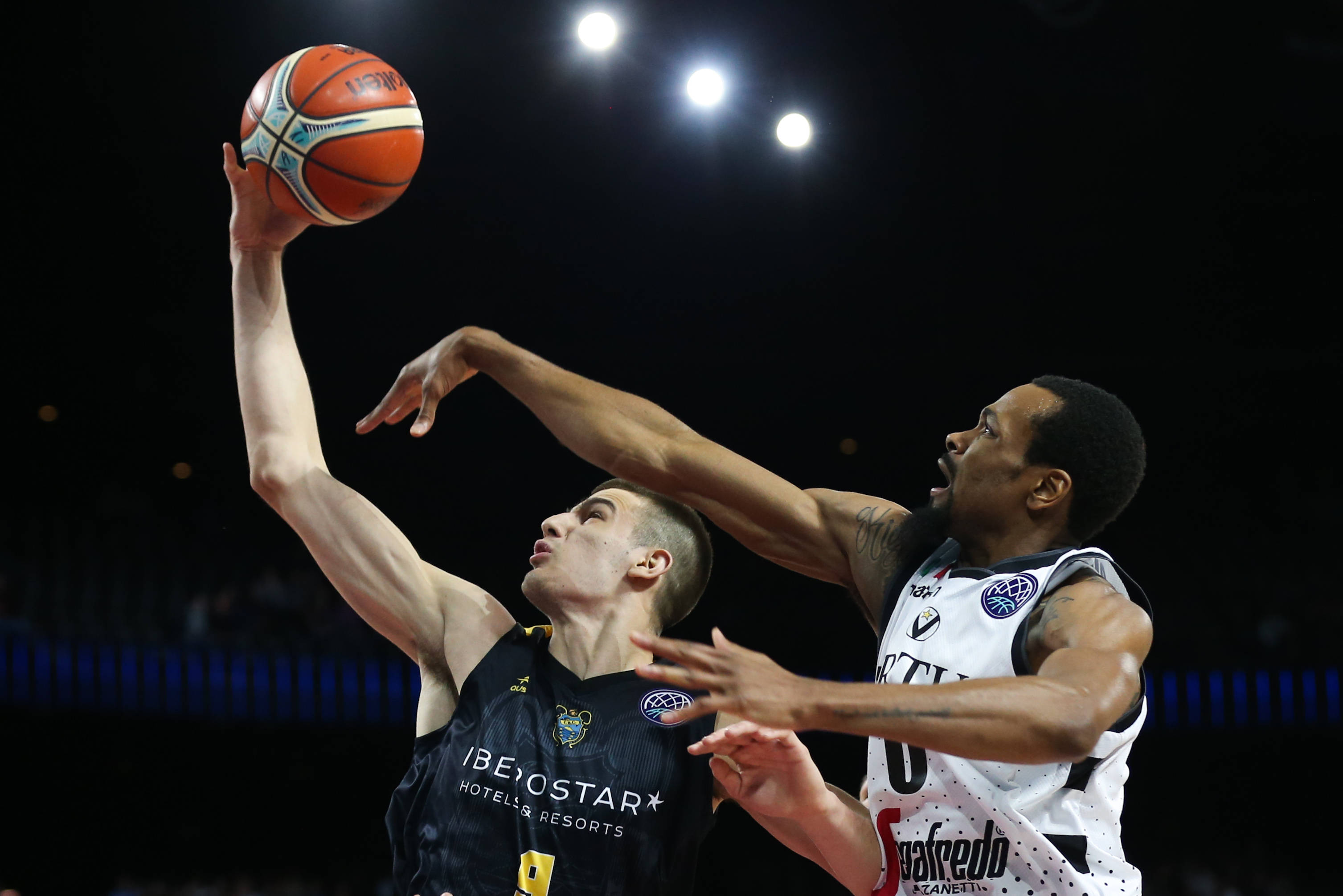 今夜体能课后，摩纳哥临场应变备战CBA季后赛，引发热议，赛季目标并未改变的简单介绍