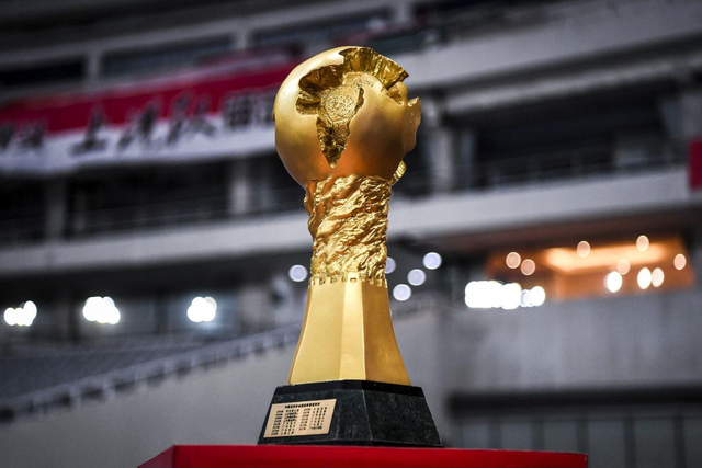 赛地聚焦——葡超今夜热度飙升，夏洛特黄蜂再遭质疑，悬念犹存，赛程密集仍需轮换的简单介绍